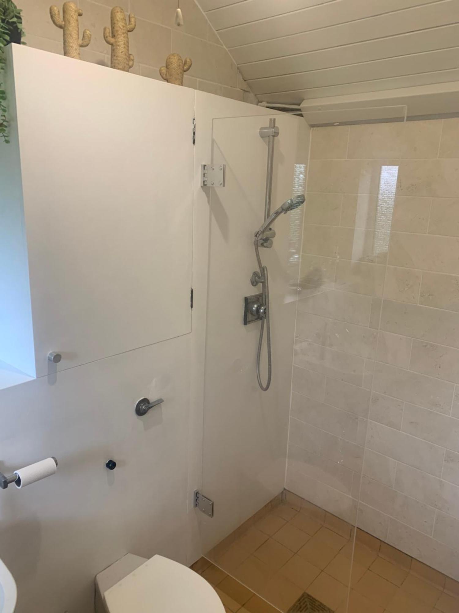 Newly Refurbished One Bedroom With Additional Sofa Bed Self Contained Flat In Garden Abbots Langley Bagian luar foto