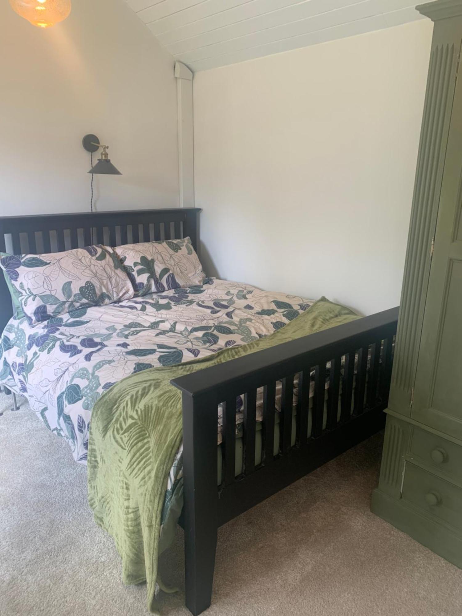 Newly Refurbished One Bedroom With Additional Sofa Bed Self Contained Flat In Garden Abbots Langley Bagian luar foto